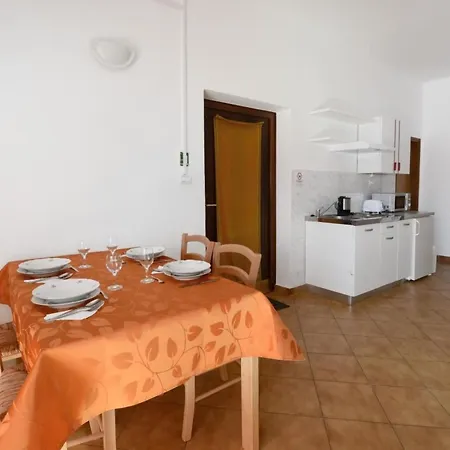 Albina 1 By Interhome Apartament Valizza